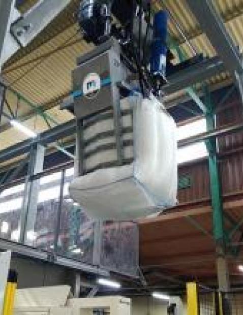 Palamatic Process ofrece soluciones automatizadas de transferencia de big bags. 